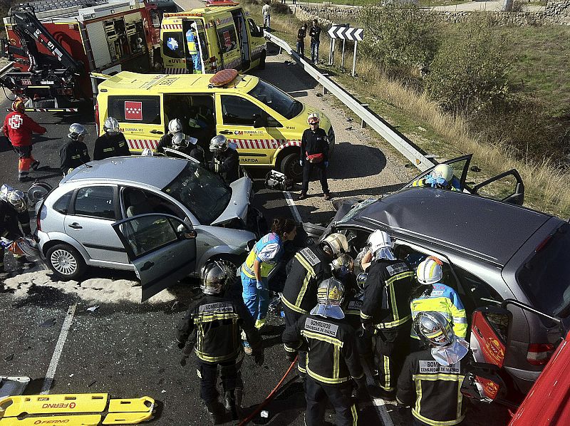 Dieciséis personas han muerto en las carreteras durante el puente de Todos los Santos