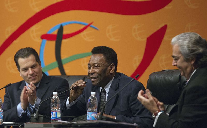 Pelé pide respeto a la decisión de Diego Costa de jugar con España