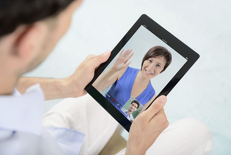 Google lanza 'Helpouts', un servicio inspirado en los bancos de tiempo, de pago y en inglés