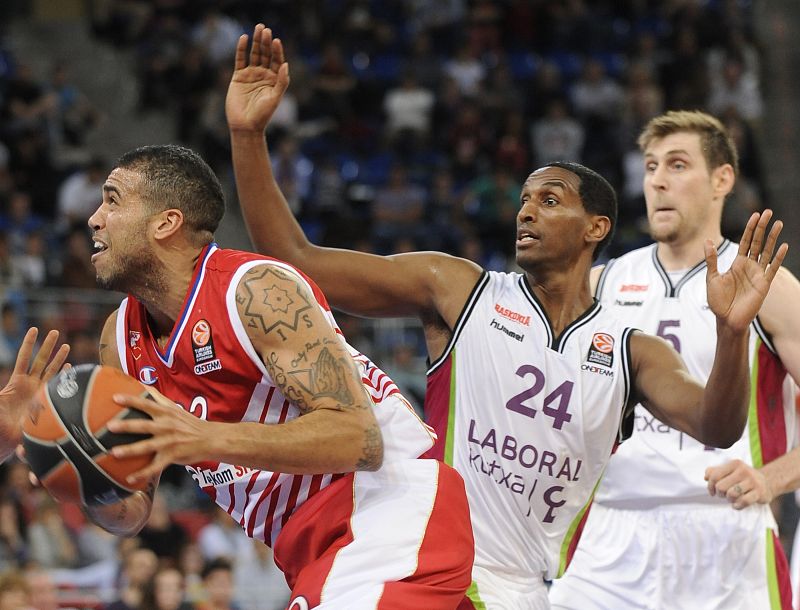 Gana el Real Madrid en Francia; pierde el Laboral Kutxa en Vitoria