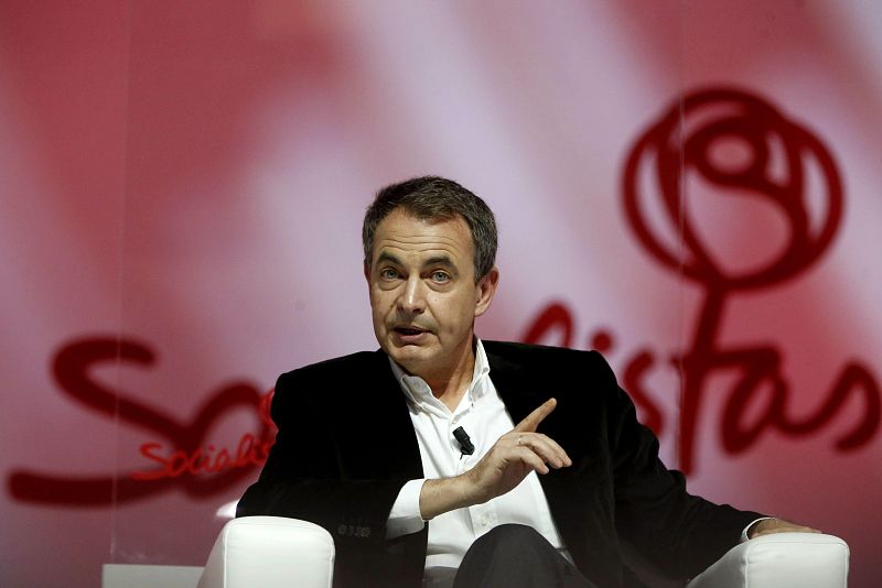 Zapatero: "Si hay algún cambio social decisivo en España ha sido el protagonizado por las mujeres"