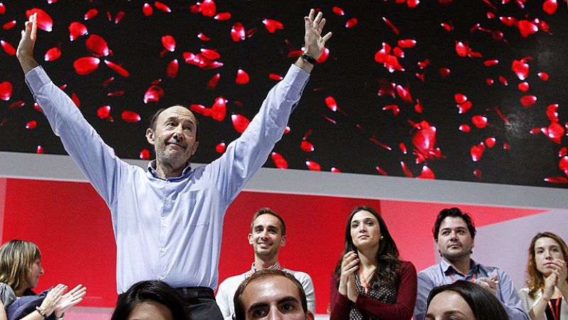 Rubalcaba: "Hemos vuelto y tenemos un proyecto para Europa y España"