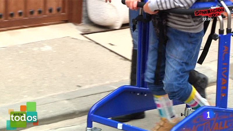 Marcos consigue autonomía y recibirá terapias en un colegio especial de Oviedo