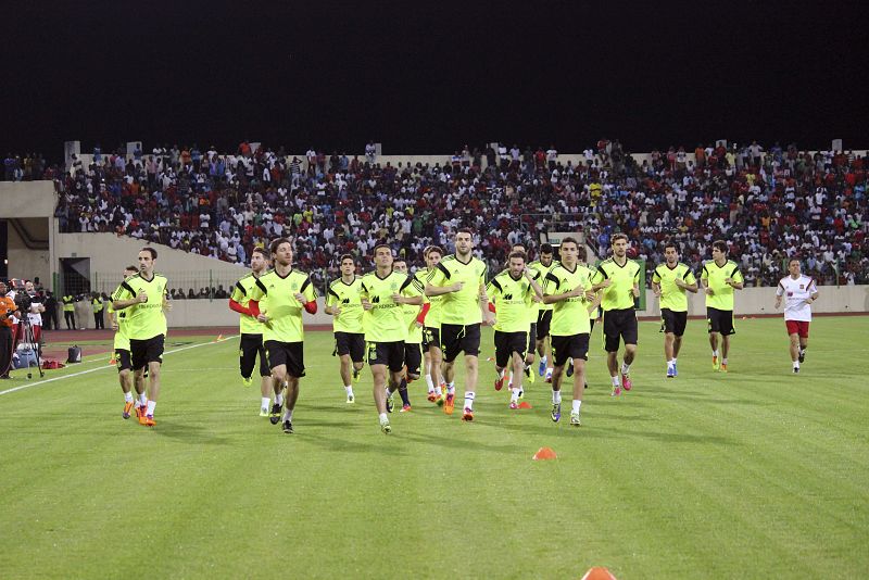 España se prueba su fondo de armario en Guinea