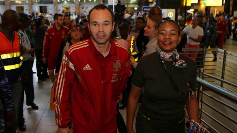 España aterriza en Johannesburgo para su regreso al Soccer City