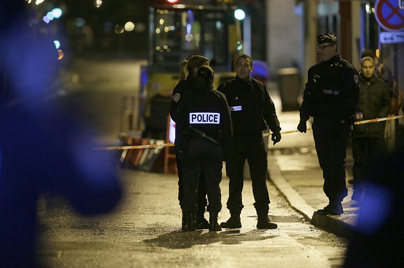 La Fiscalía francesa anuncia la detención de un sospechoso por los tiroteos de París