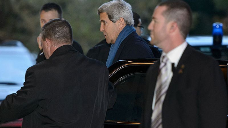 Kerry llega a Ginebra y Rusia cree posible por primera vez alcanzar un acuerdo del G5+1 con Irán