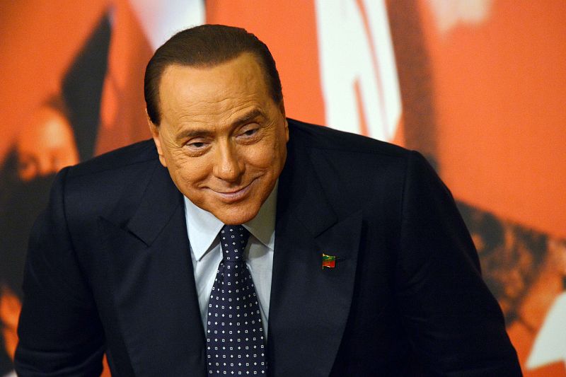 Berlusconi pedirá la revisión de su condena por fraude y aplazar el voto de su inhabilitación