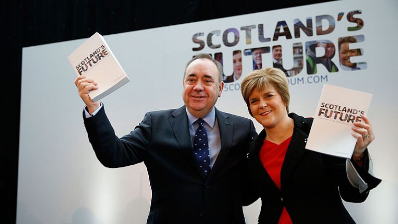 Salmond defiende una Escocia independiente con la libra, la reina y la Unión Europea