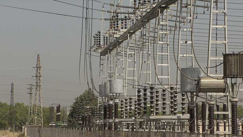 El Gobierno retira 3.100 millones de dinero público al sistema eléctrico