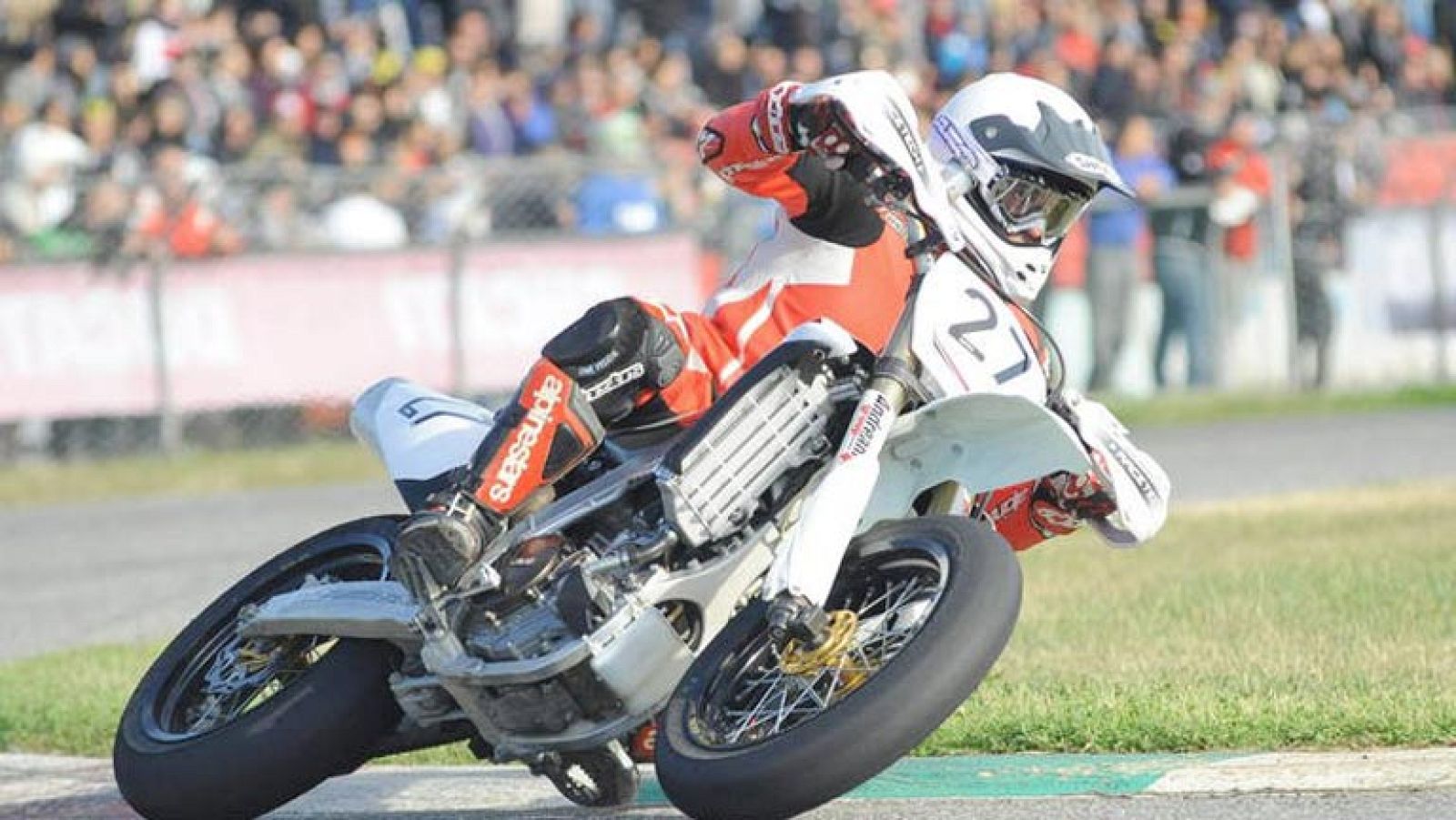 Fallece el expiloto Doriano Romboni en un homenaje a Simoncelli | Ver