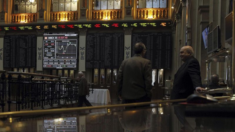 La caída de la banca arrastra al IBEX 35, que pierde un 1,56% hasta 9.392,10 puntos