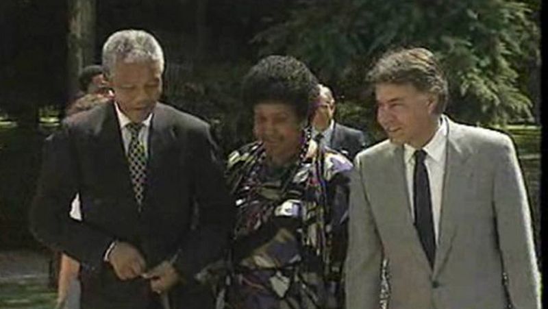 La estrecha relación de Mandela con España, a través de la Familia Real