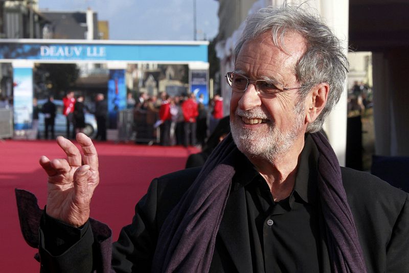 Muere el realizador francés Edouard Molinaro, director de 'La cage aux folles'