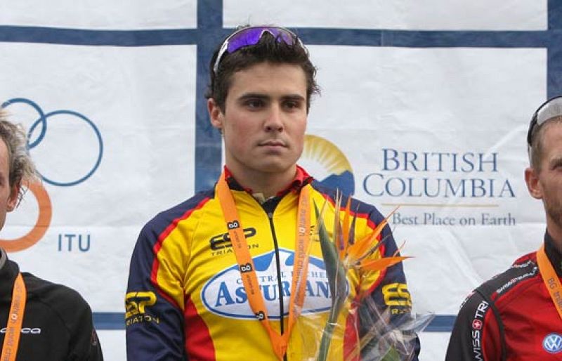 Javier Gómez Noya se consagra en Vancouver como el mejor triatleta del mundo