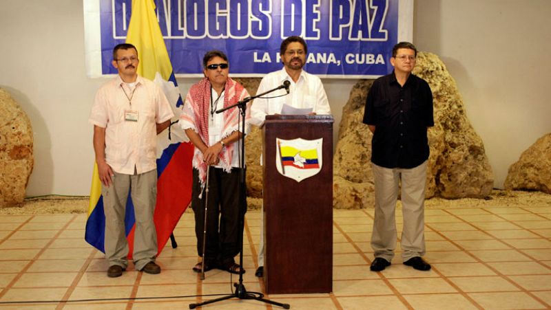 Las FARC declaran un alto el fuego unilateral de 30 días a partir del 15 de diciembre