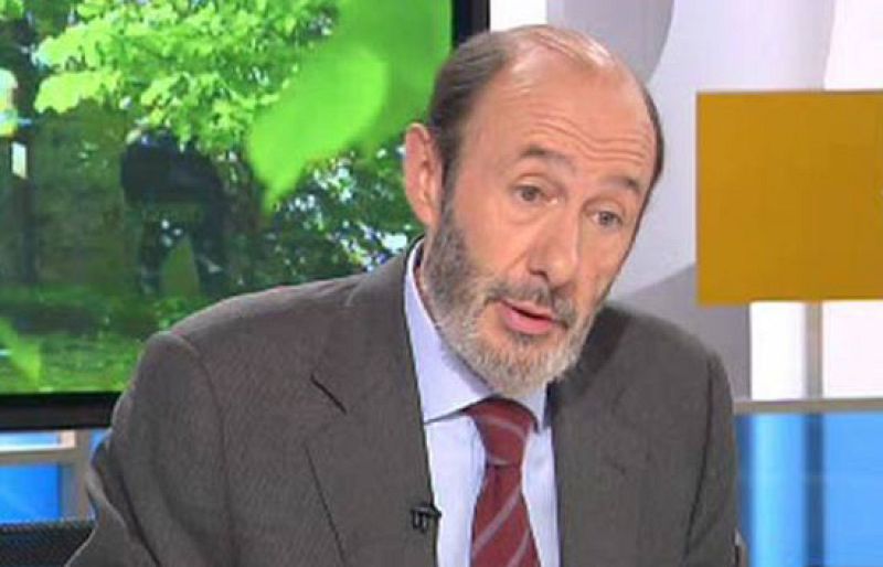 Rubalcaba considera que los apoyos de ETA "se están reduciendo a cero"