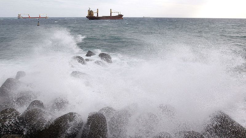 Una turista desaparece en Gran Canaria mientras se bañaba en medio del temporal