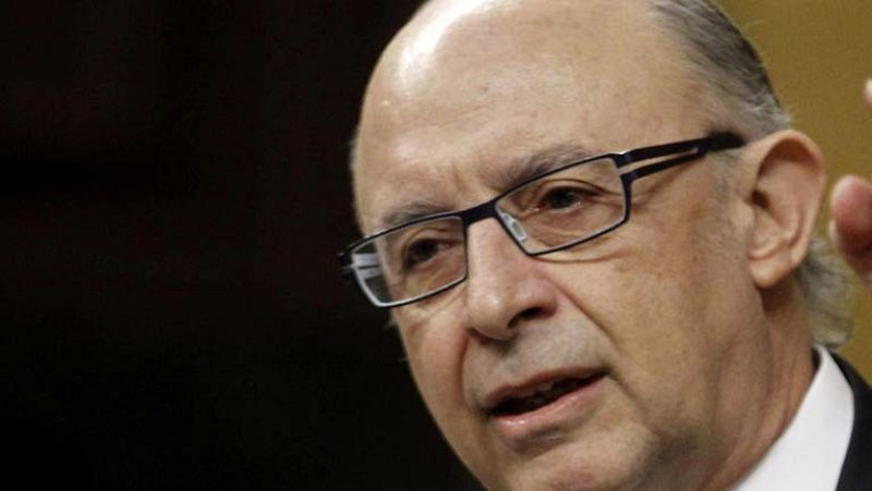 Montoro niega que haya injerencia política en la Agencia Tributaria y ofrece consensuar su estatuto