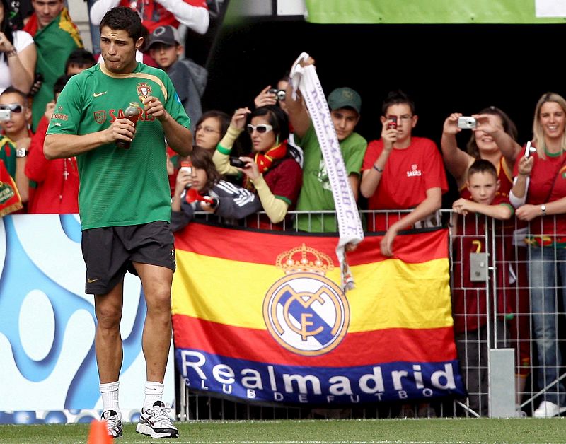 El Manchester denuncia al Real Madrid ante la FIFA por su persecución a Ronaldo