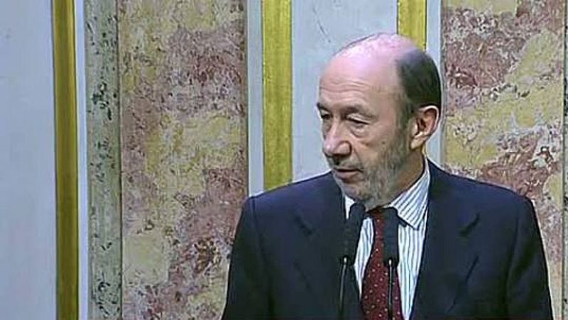 Rubalcaba rechaza la consulta pactada por llevar a Cataluña a "un callejón sin salida"