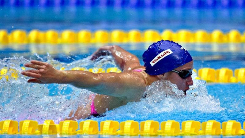 Mireia Belmonte gana el oro en los 200 mariposa y bate el récord de Europa
