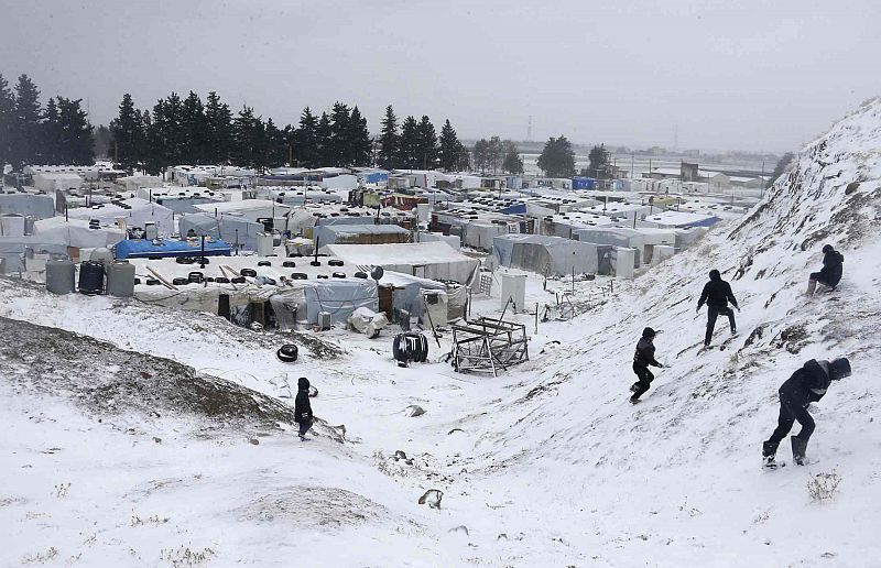 AI denuncia que la UE "fracasa miserablemente" a la hora de acoger a refugiados sirios