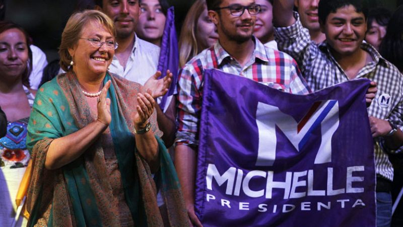 Bachelet asegura que es el momento de iniciar cambios de fondo en Chile
