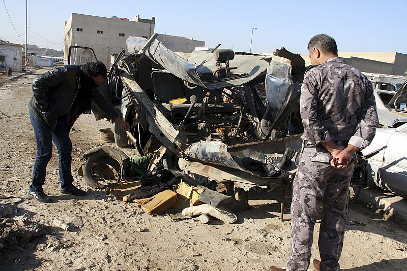 La violencia sectaria continúa en Irak, con múltiples y decenas de muertos