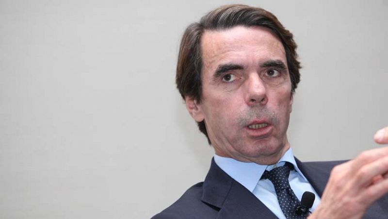 Aznar pide una reacción "proporcionada" a la "gravedad del desafío" de Cataluña