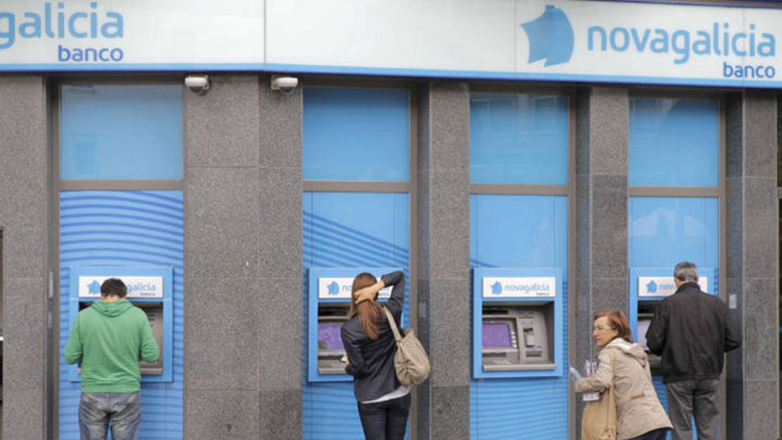 El FROB recibe "seis ofertas vinculantes" para comprar Novagalicia Banco | Ver