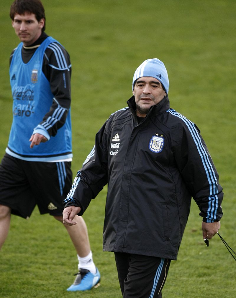 Maradona: "Cristiano debería ganar el Balón de Oro"