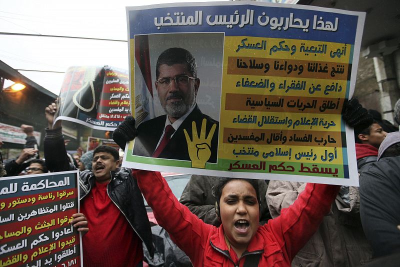 El expresidente egipcio Mohamed Morsi será juzgado por cargos de espionaje y "actos terroristas"