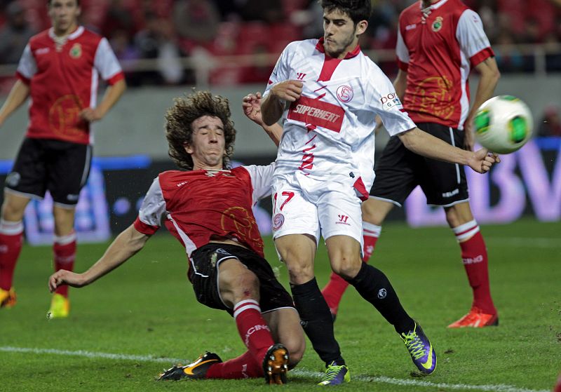 El Racing asalta el Pizjuán