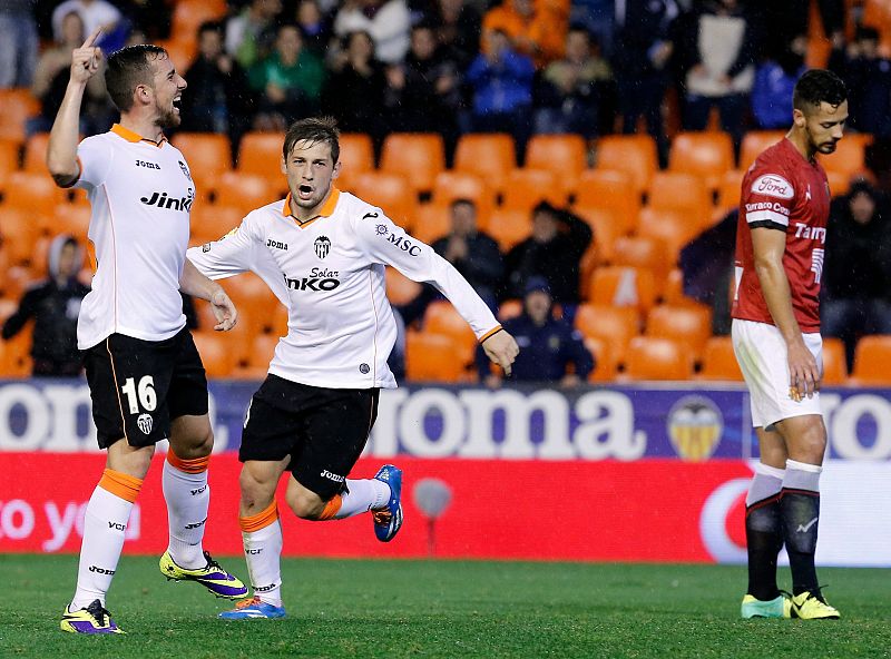 El Valencia logra un pase agónico ante el Nàstic