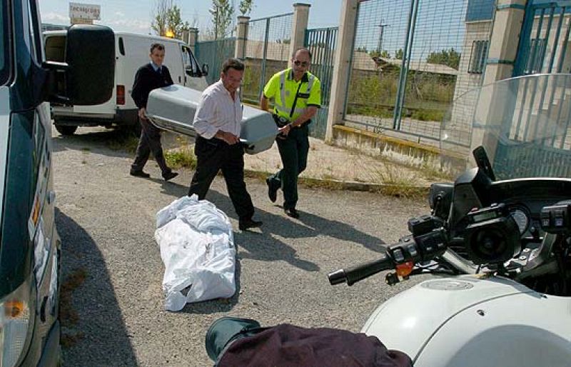 Los transportistas abandonan la negociación "en solidaridad" por el piquete fallecido