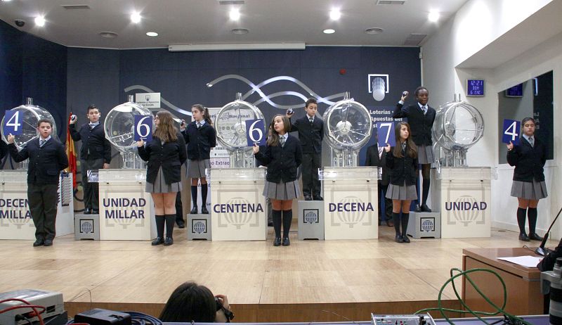 El sorteo de la lotería del Niño repartirá un premio "excepcional" de 40 millones a un solo décimo