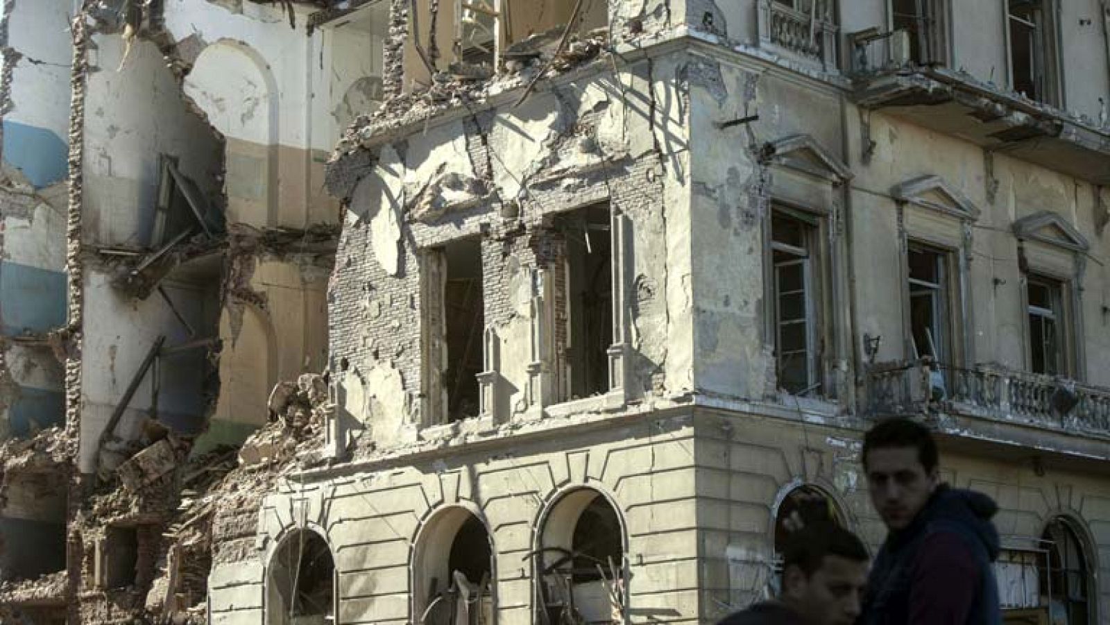Un atentado contra una comisaría en el Delta de Nilo deja 12 muertos y más de un centenar de heridos