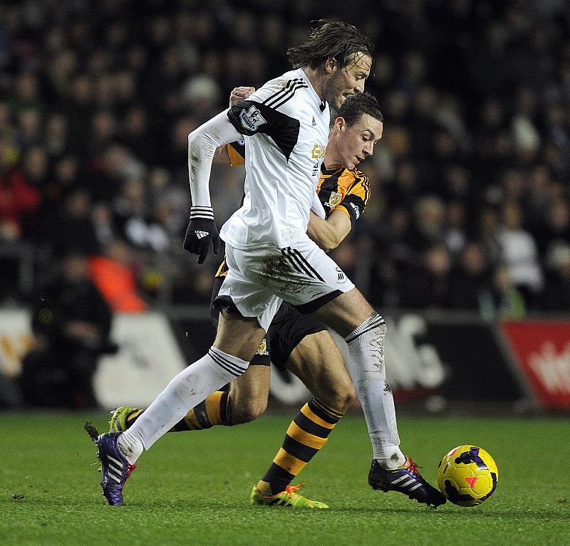 Michu estará de baja mes y medio