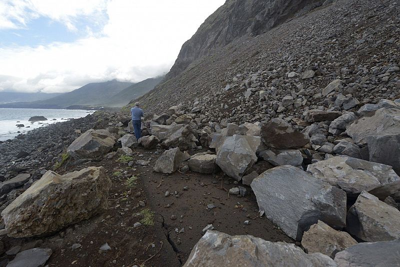 La isla de El Hierro se eleva 8,3 centímetros por la actividad sísmica