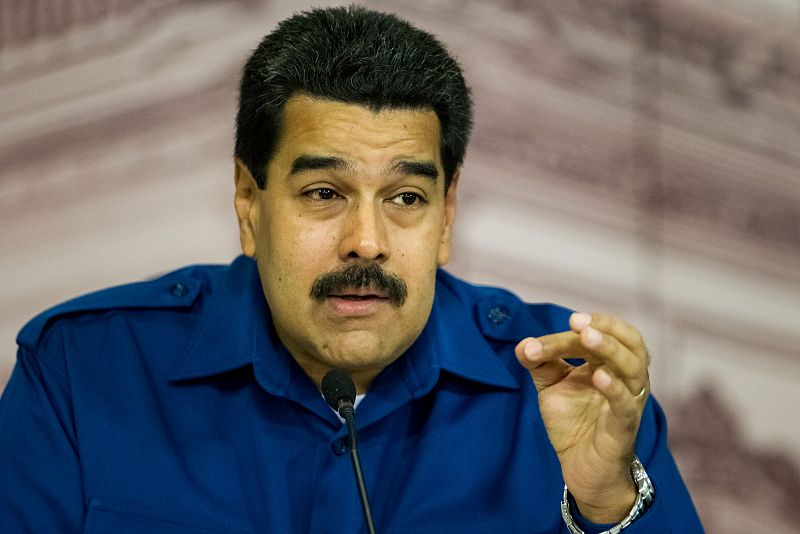 Maduro reconoce que Venezuela acaba 2013 con una inflación desatada del 56%