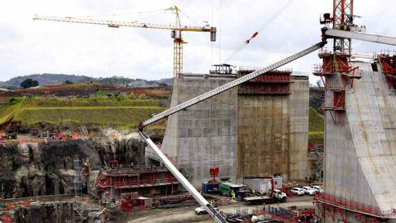El consorcio para la ampliación del Canal de Panamá anuncia la suspensión de las obras