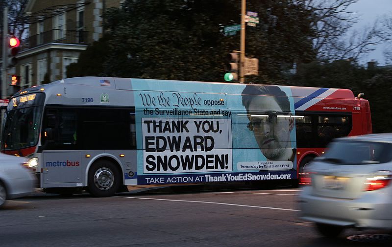 'The New York Times' pide clemencia para Edward Snowden en un editorial