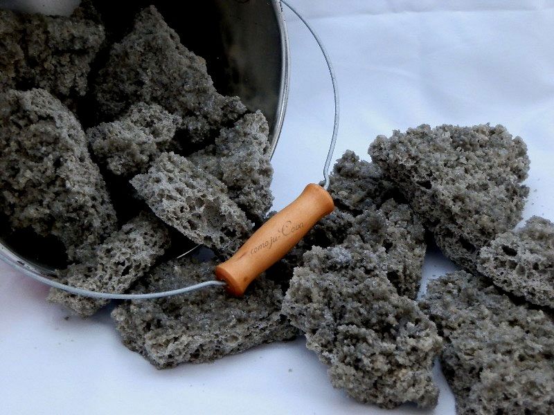 ¿De qué está hecho el carbón dulce?