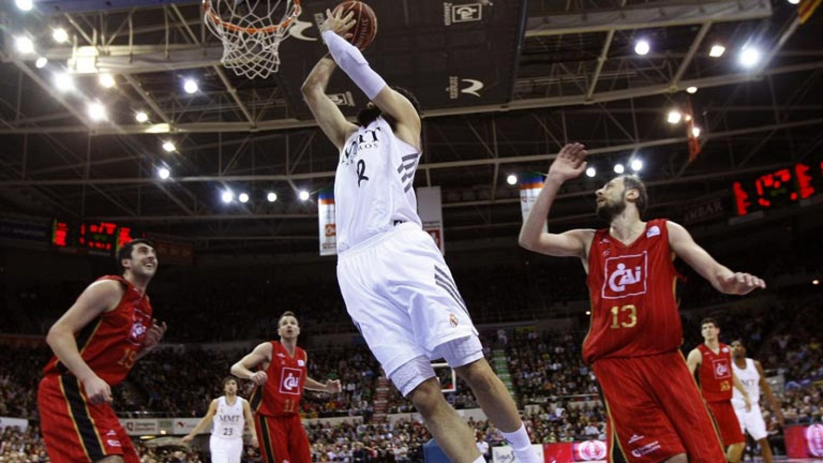 CAI Zaragoza 68 - Real Madrid 75 - Baloncesto en RTVE | Ver