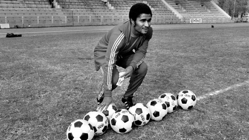 Eusebio, la "Pantera Negra" del fútbol portugués