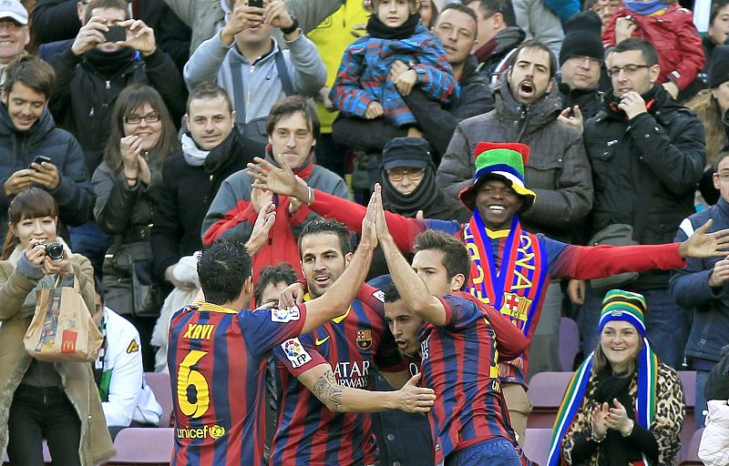 El Barça arrolla al Elche en la Noche de Reyes