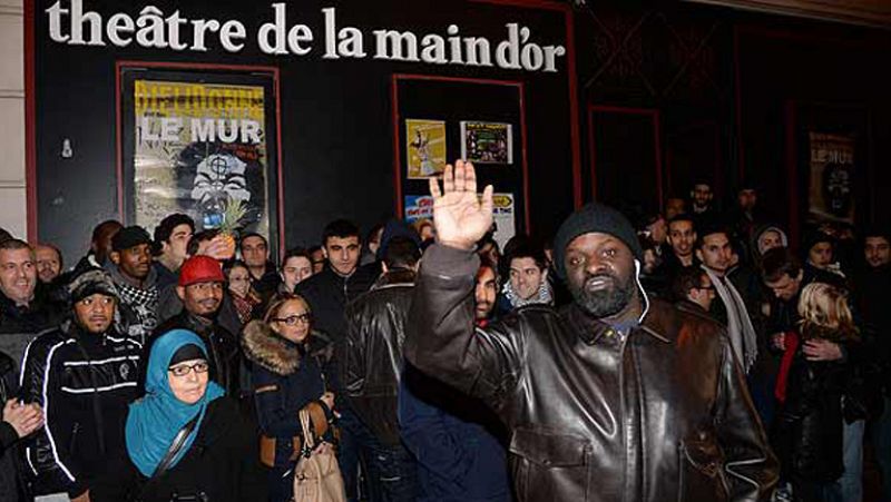 Varias ciudades francesas prohíben los espectáculos antisemitas del cómico Dieudonné