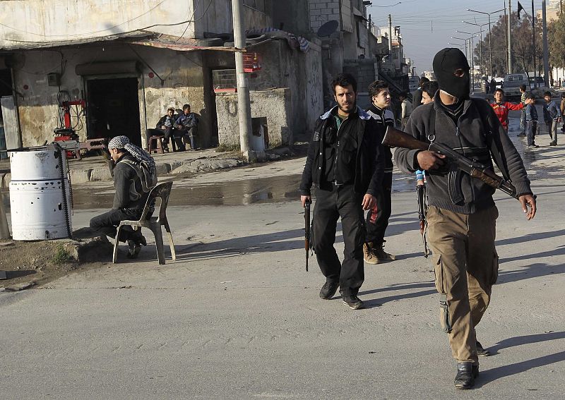 El Estado Islámico de Irak y el Levante declara la guerra al resto de facciones rebeldes sirias