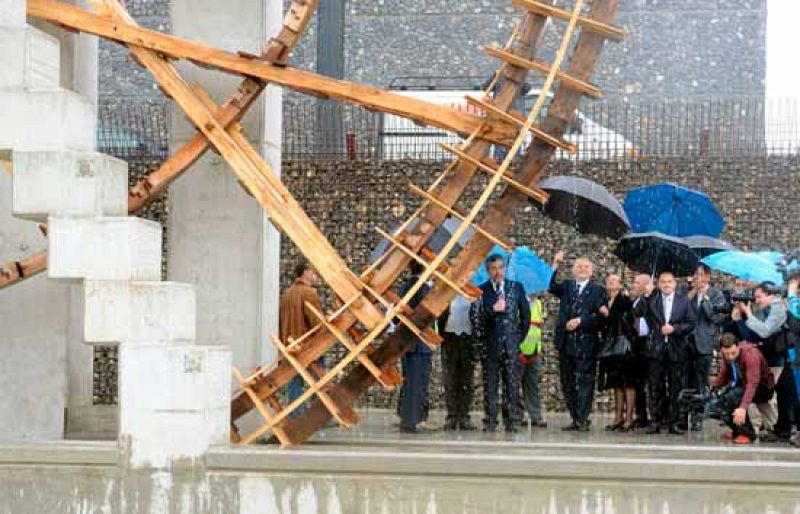 La Expo de Zaragoza completa su ensayo general con éxito pese a la lluvia